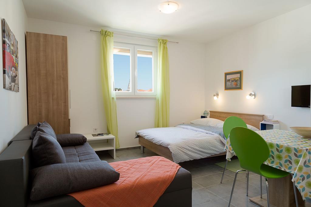 Cozy Old Town Apartment Zadar Ngoại thất bức ảnh