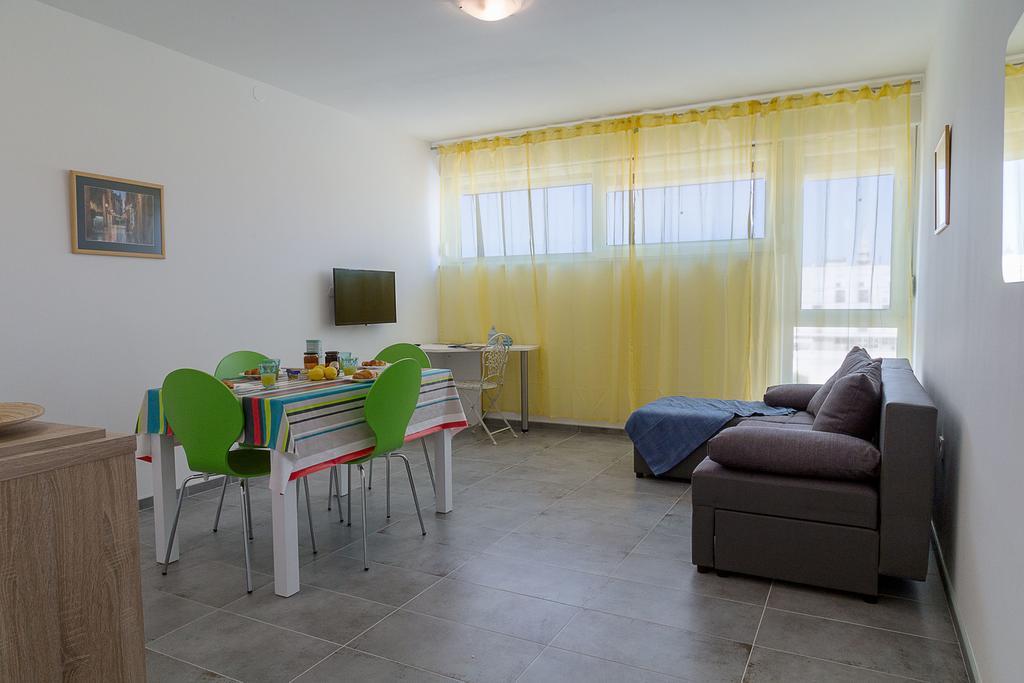 Cozy Old Town Apartment Zadar Ngoại thất bức ảnh